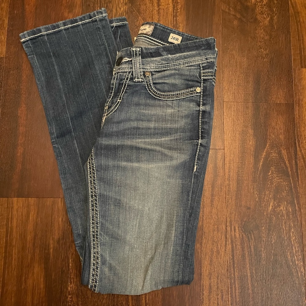 BKE Buckle "Culture" Stretch Denim Bootcut Jeans. Size: 26 x 31-1/2"